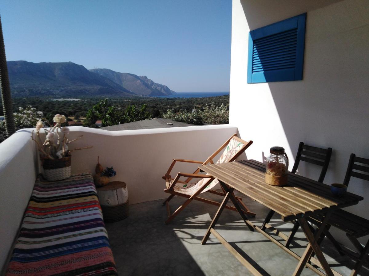 Tilos Island House Megálon Choríon Екстериор снимка