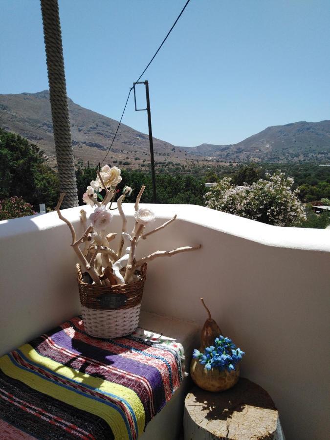 Tilos Island House Megálon Choríon Екстериор снимка
